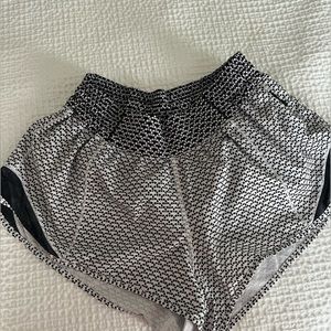 Hotty Hot Short - 2.5 in inseam